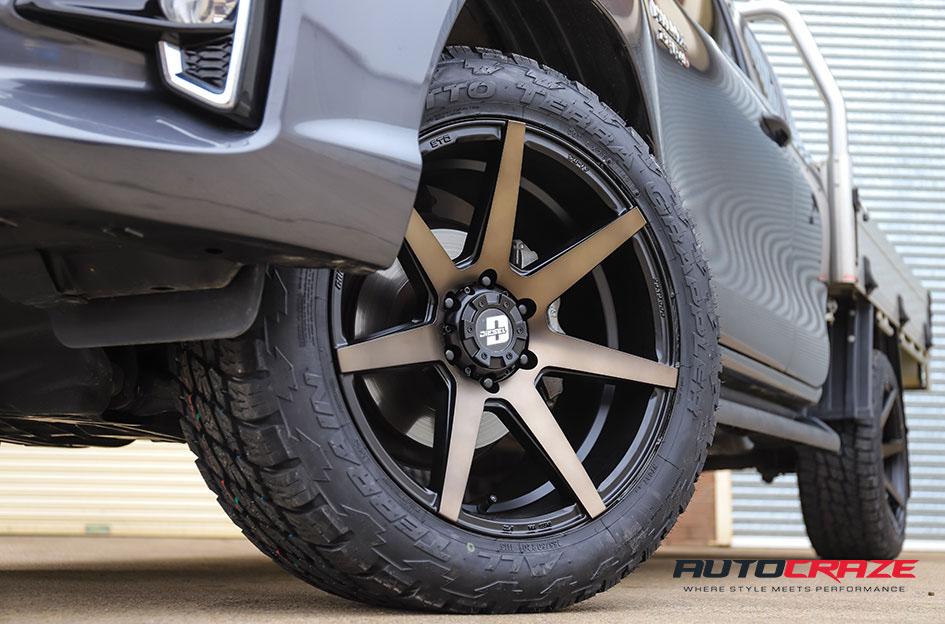TOYOTA HILUX 4WD AVALANCHE MACHINED FACE MATTE BLACK DARK TINT